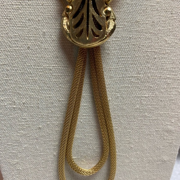 15” Goldtone chocker necklace, duel mesh style rows of chain w/ pendant. NWT - Picture 5 of 5